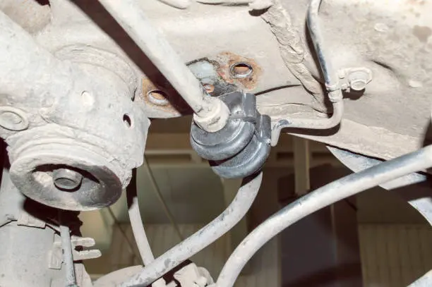 Svingstangsbøsninger Symptomer og diagnose 2025 – Lad ikke små lyde blive til store problemer